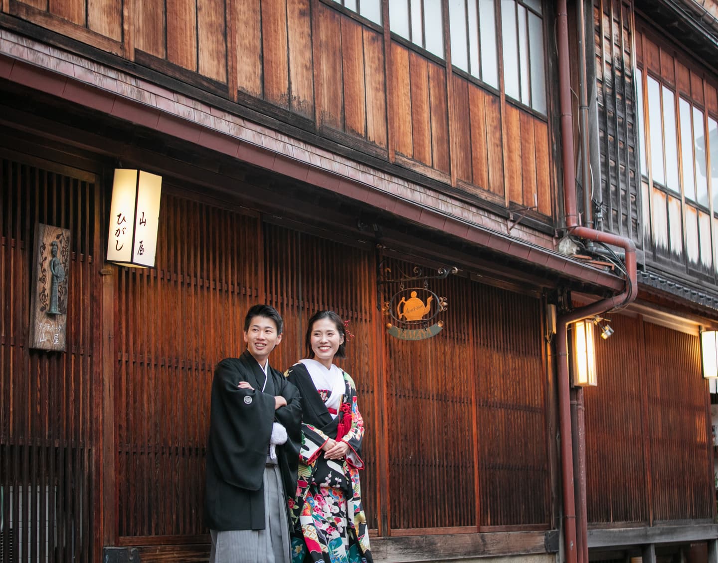 金沢のひがし茶屋街で和装前撮り_ベージュ金沢サロン