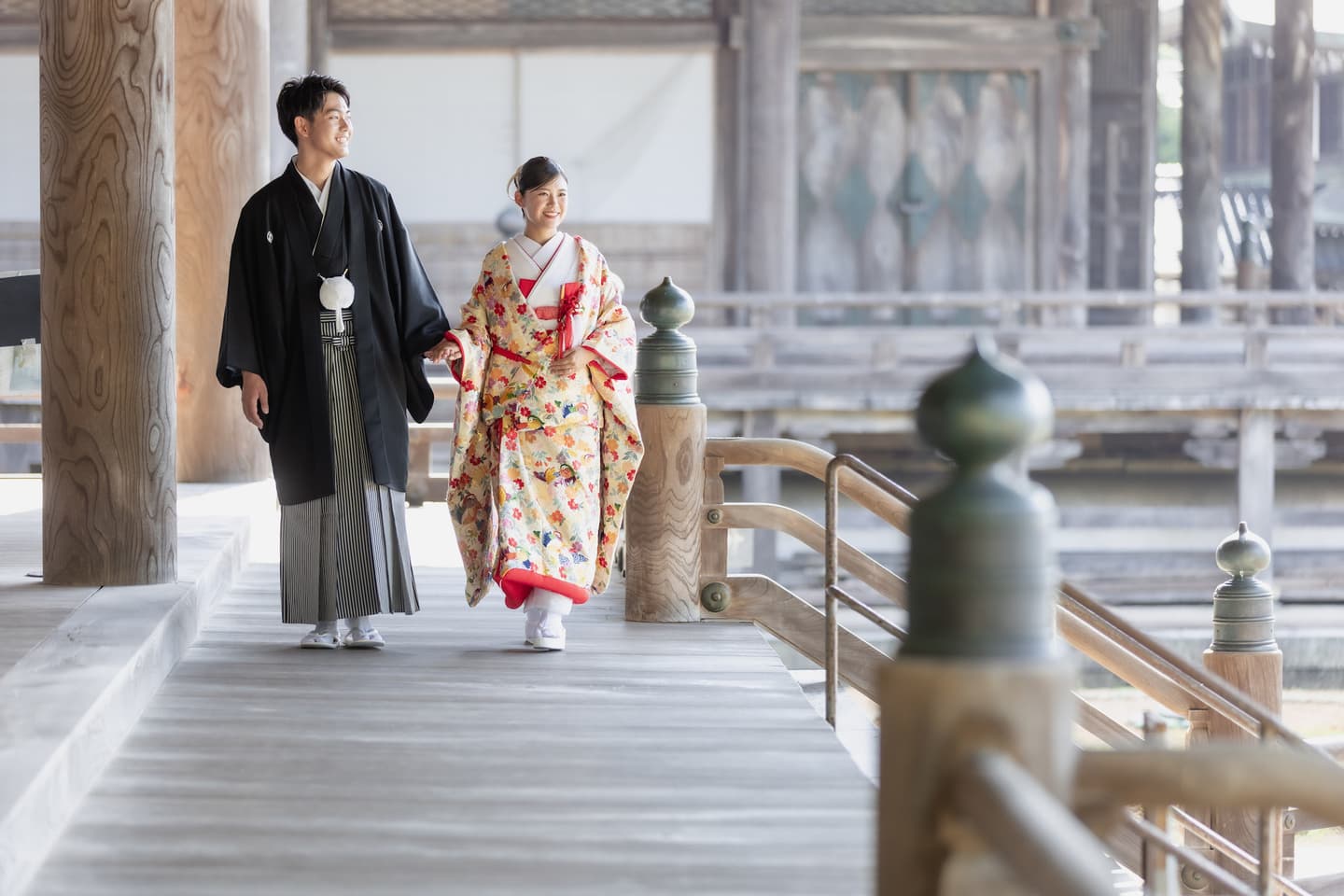 ベージュ金沢の和装ロケーションウェディングフォト