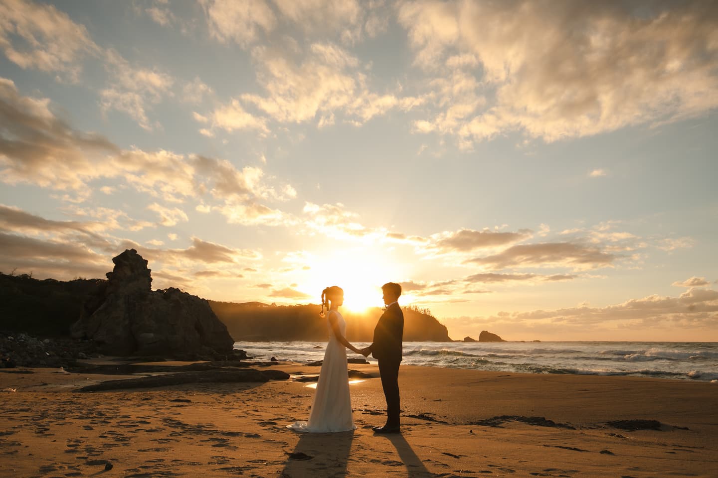 石川県金沢市の海でドレスロケーション前撮り