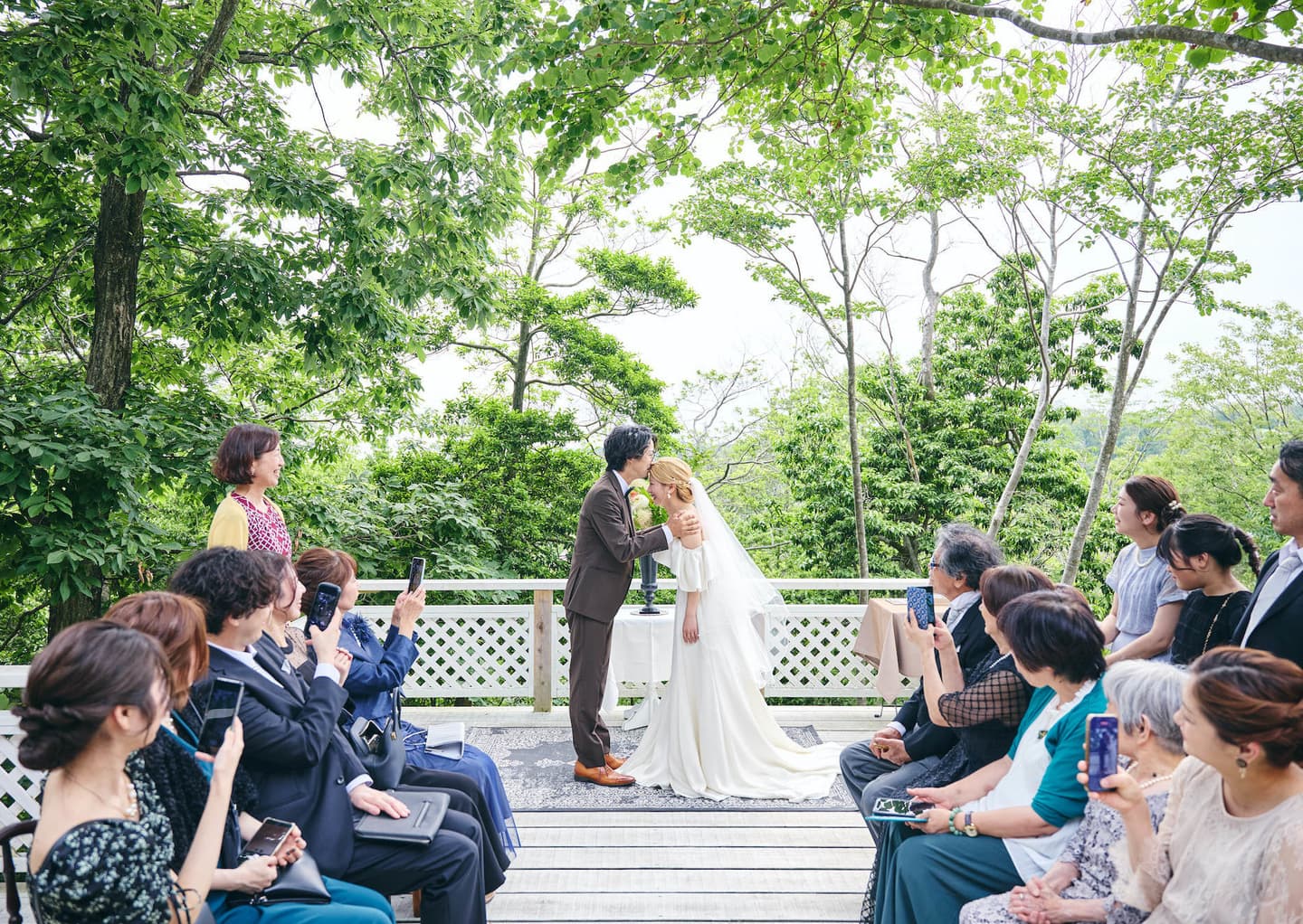 金沢から１時間の別荘で家族だけの結婚式