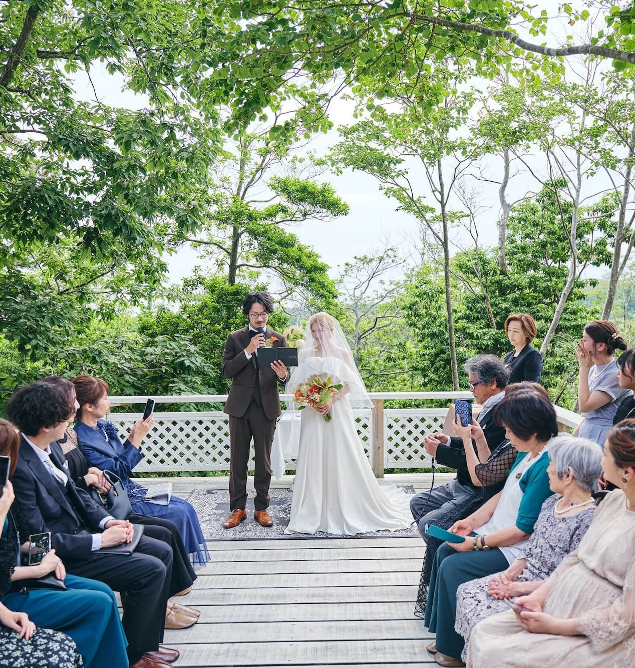 金沢から１時間の別荘で家族だけの結婚式